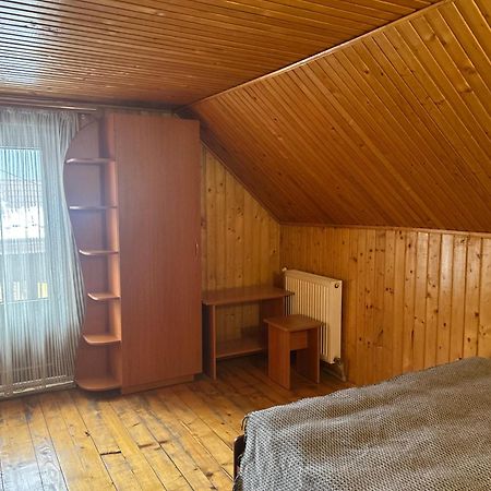 Guest House Kaspiy Bukovel Exterior foto