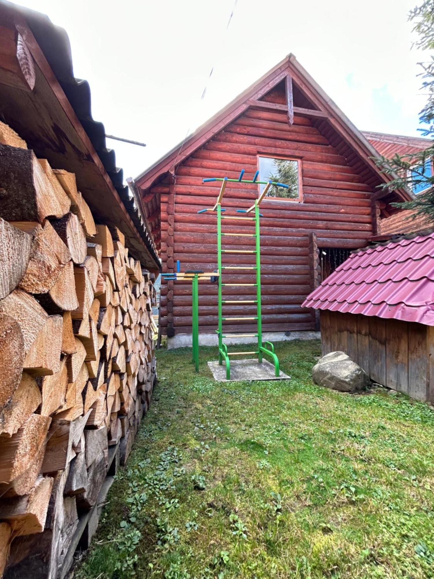 Guest House Kaspiy Bukovel Exterior foto