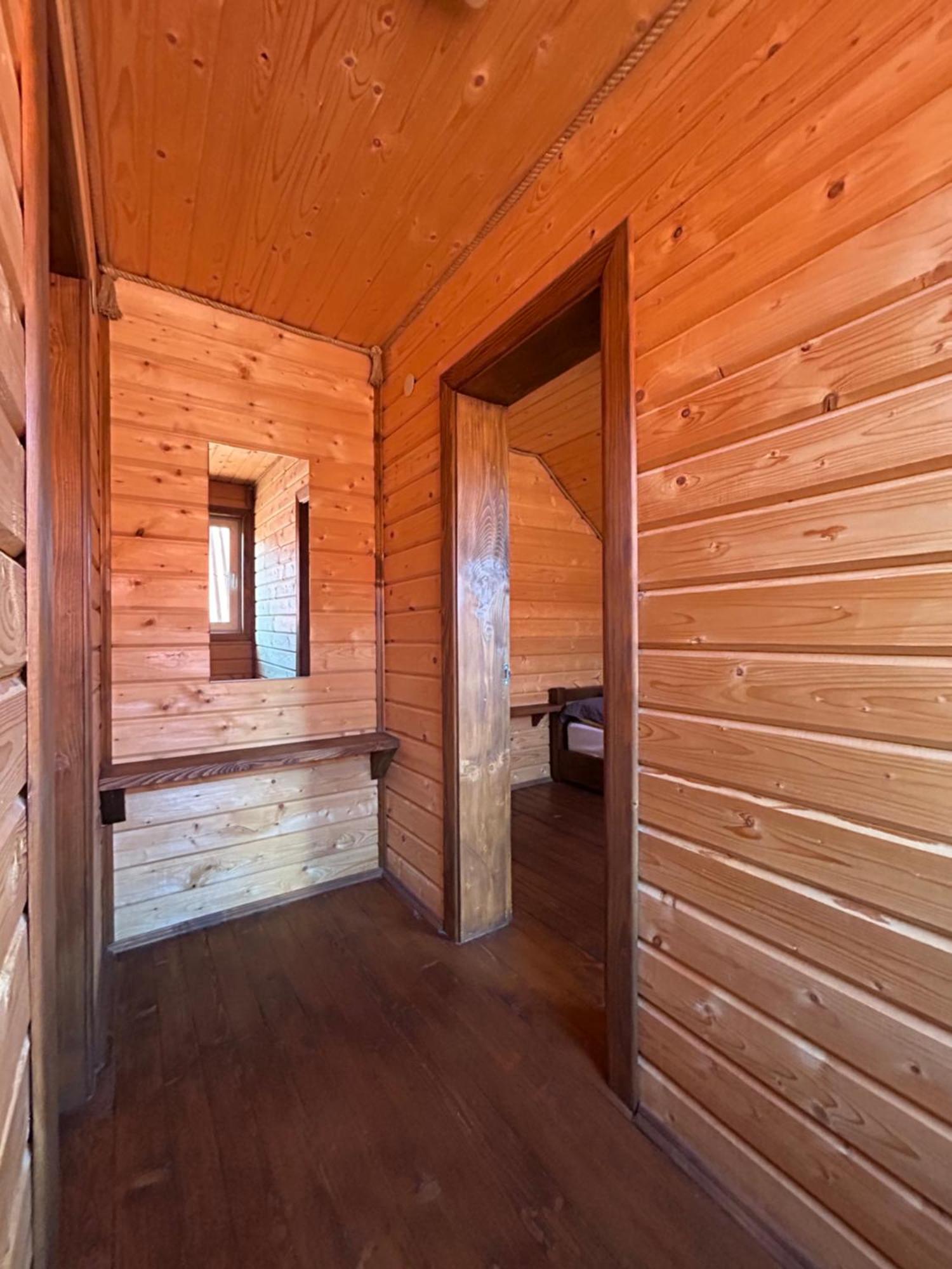 Guest House Kaspiy Bukovel Exterior foto